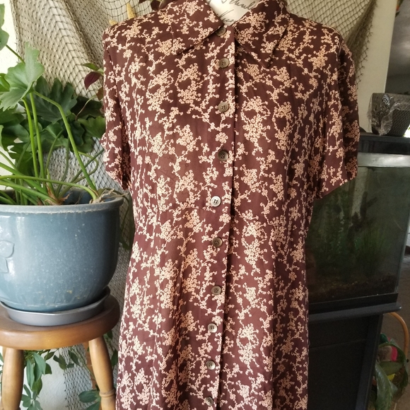 Tweeds Dresses & Skirts - Tweeds button down dress Size 10